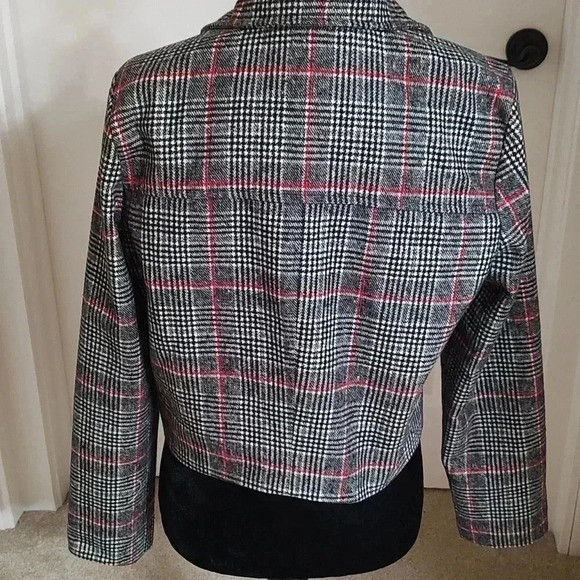 Ivy and Main jacket - Picture 2 of 4